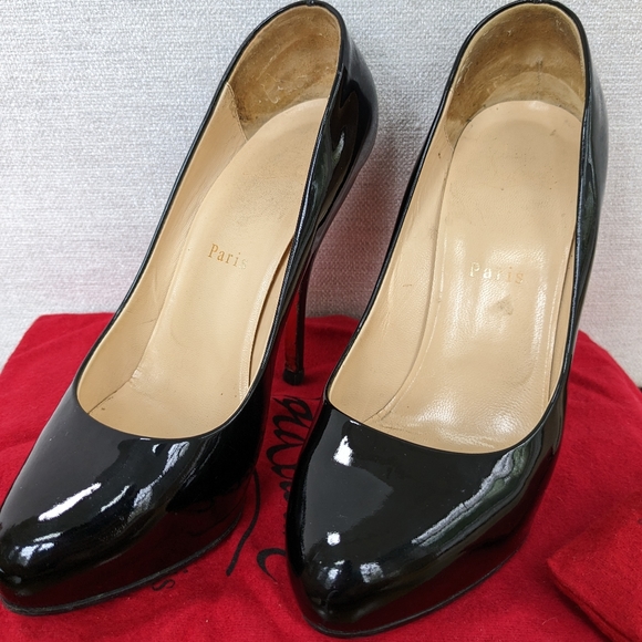 Christian Louboutin Rolando (size 37 1/2) - Picture 2 of 3
